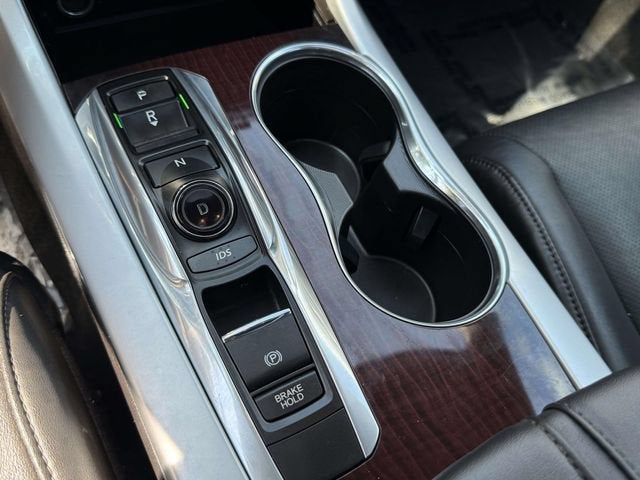 2017 Acura TLX w/Technology Package