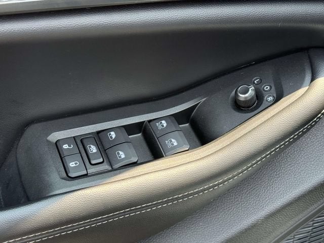 2024 Jeep Grand Cherokee L Laredo 4x4