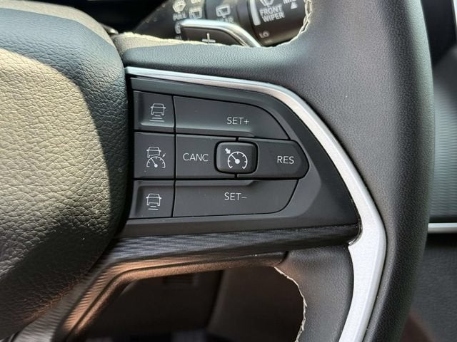 2024 Jeep Grand Cherokee L Laredo 4x4