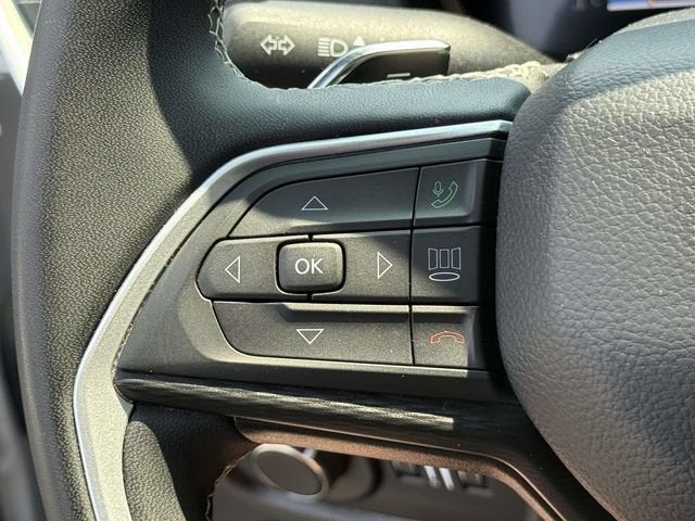 2024 Jeep Grand Cherokee L Laredo 4x4