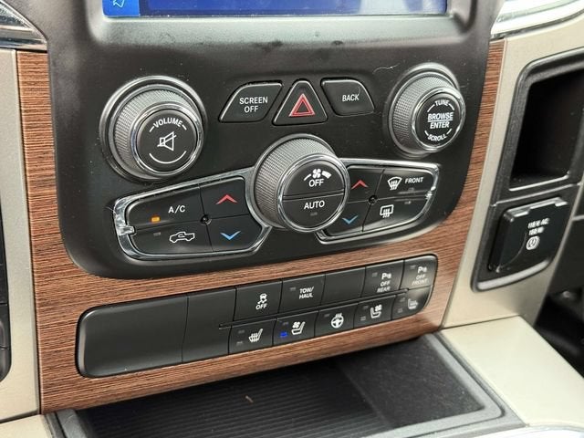 2017 RAM Ram 1500 Pickup Laramie - Photo 17