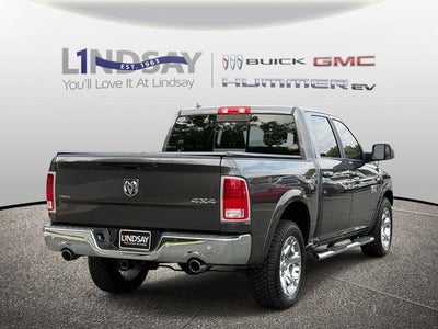 2017 RAM 1500 Laramie Crew Cab 4x4 5'7" Box
