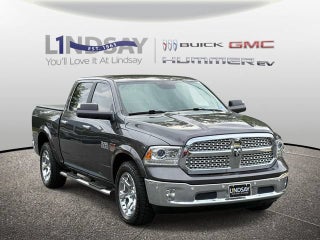 2017 RAM 1500 Laramie Crew Cab 4x4 5'7" Box