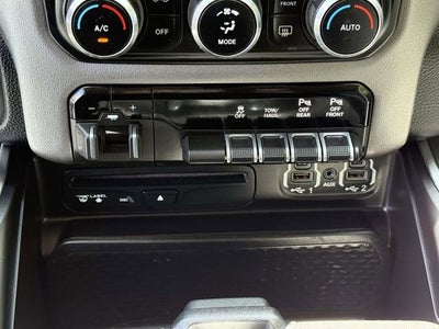 2019 RAM 1500 Big Horn/Lone Star Crew Cab 4x4 5'7" Box