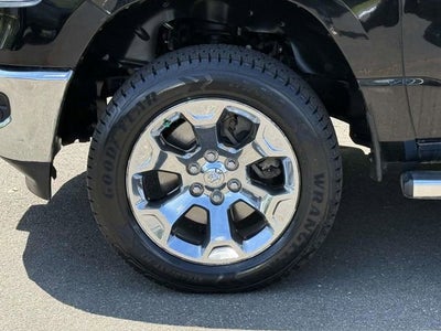 2019 RAM 1500 Big Horn/Lone Star Crew Cab 4x4 5'7" Box