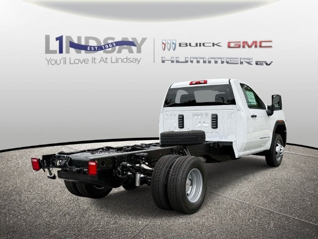 2026 GMC Sierra 3500 HD Chassis Cab Pro