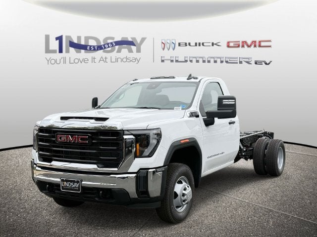 2026 GMC Sierra 3500 HD Chassis Cab Pro