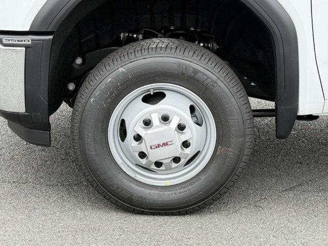 2026 GMC Sierra 3500 HD Chassis Cab Pro