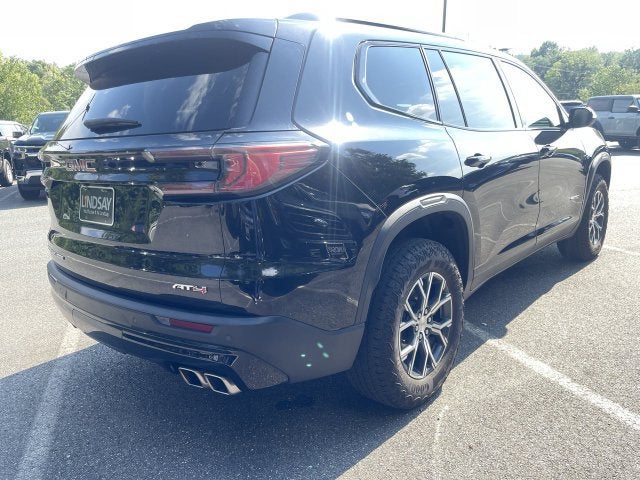 2024 GMC Acadia AT4