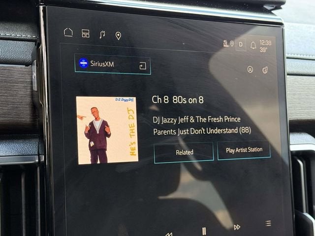 2024 GMC Acadia Denali