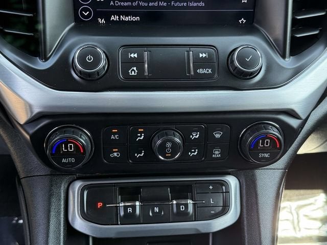 2020 GMC Acadia SLT