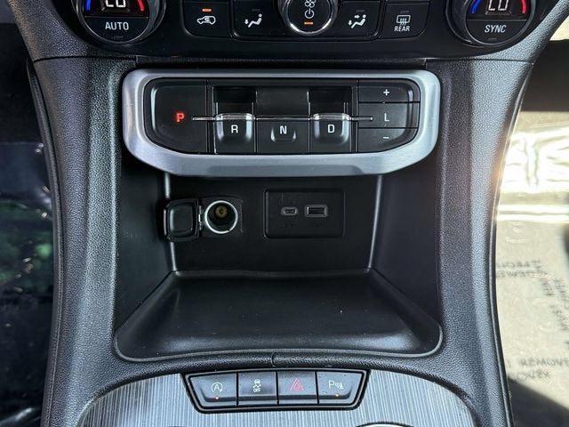 2020 GMC Acadia SLT