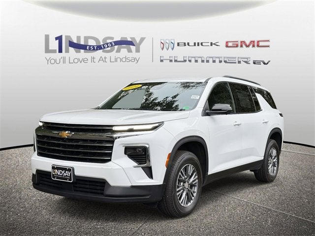 2024 Chevrolet Traverse LT