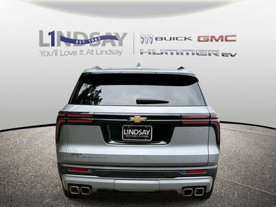 2025 Chevrolet Traverse LT