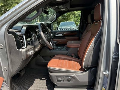 2026 GMC Sierra 3500 HD Denali Ultimate DRW