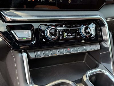 2026 GMC Sierra 3500 HD Denali Ultimate DRW