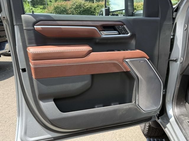 2026 GMC Sierra 3500 HD Denali Ultimate DRW