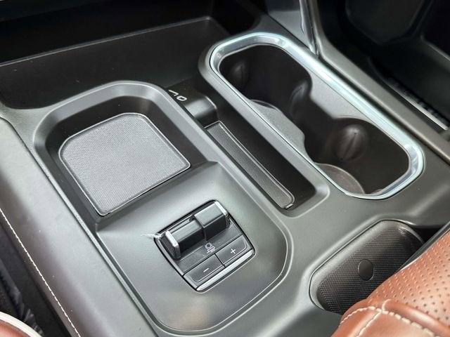 2025 GMC Sierra 3500 HD Denali Ultimate
