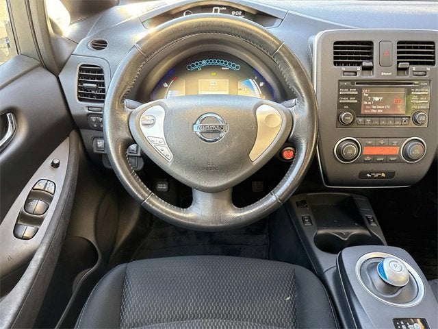 2013 Nissan LEAF S
