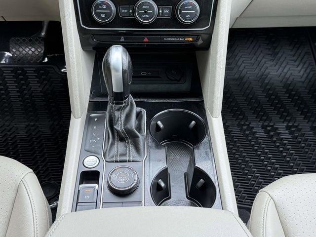 2023 Volkswagen Atlas 3.6L V6 SEL