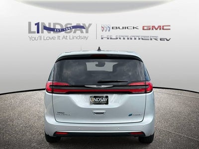 2024 Chrysler Pacifica Hybrid Select