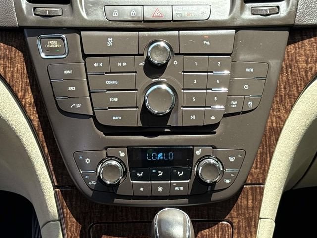 2013 Buick Regal Premium 1 - Photo 17