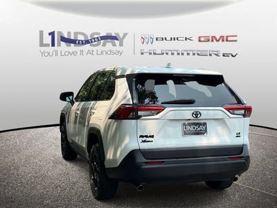2022 Toyota RAV4 LE
