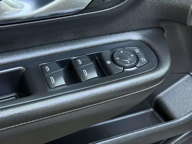 2023 GMC Terrain SLE - Photo 10