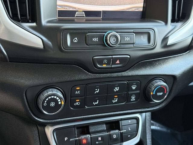 2023 GMC Terrain SLE - Photo 17