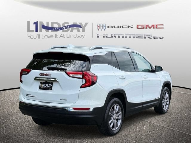 2024 GMC Terrain SLT