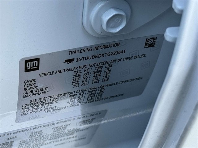 2026 GMC Sierra 1500 SLT