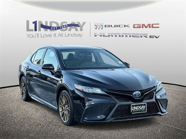 2024 Toyota Camry Hybrid SE