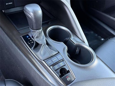 2024 Toyota Camry Hybrid SE