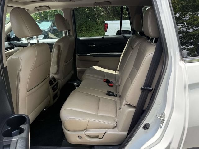 2020 Honda Pilot AWD Touring 8 Passenger