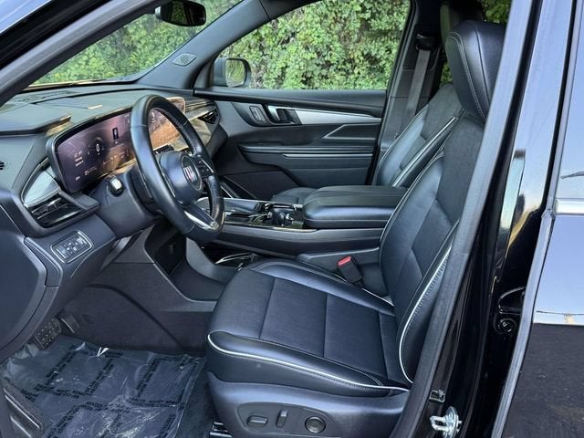 2025 Buick Enclave Preferred - Photo 10