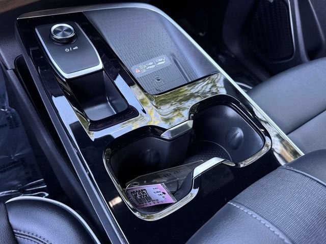 2025 Buick Enclave Preferred - Photo 16