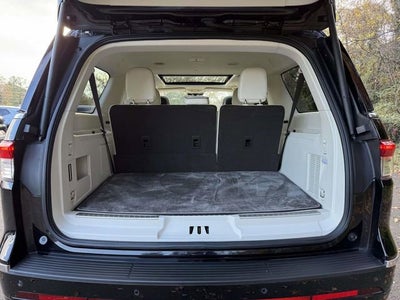 2024 Lincoln Navigator L Black Label