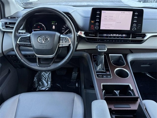 2024 Toyota Sienna XLE