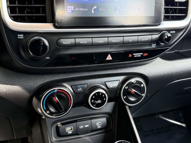 2023 Hyundai Lugar SE