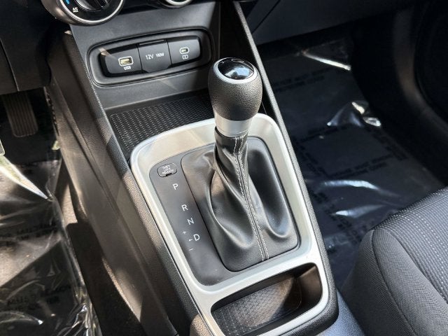 2023 Hyundai Lugar SE