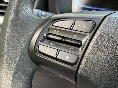 2023 Hyundai Lugar SE