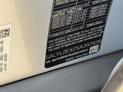 2025 Land Rover Range Rover Velar Dynamic SE