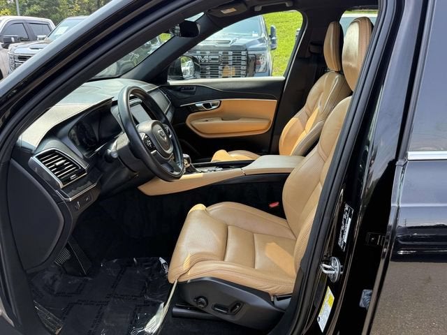 2022 Volvo XC90 T6 Inscription 7 Passenger