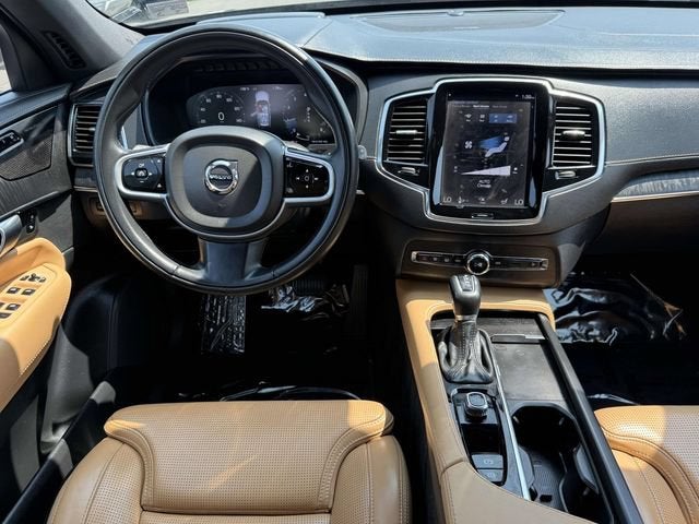 2022 Volvo XC90 T6 Inscription 7 Passenger