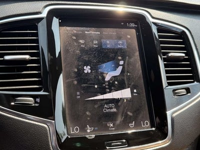 2022 Volvo XC90 T6 Inscription 7 Passenger