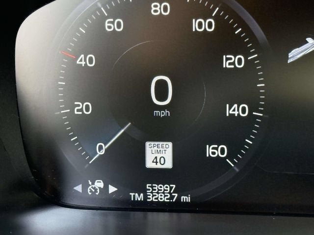 2022 Volvo XC90 T6 Inscription 7 Passenger