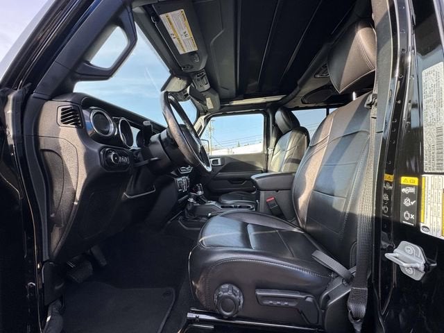 2020 Jeep Wrangler Unlimited Sahara Altitude 4x4