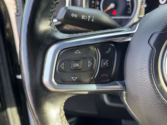 2020 Jeep Wrangler Unlimited Sahara Altitude 4x4