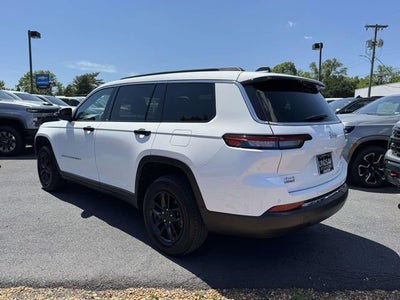 2024 Jeep Grand Cherokee L Laredo 4x4