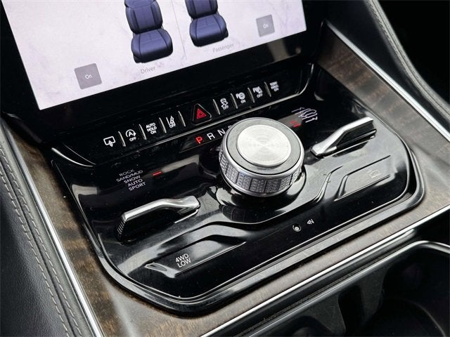 2024 Jeep Grand Wagoneer L BASE